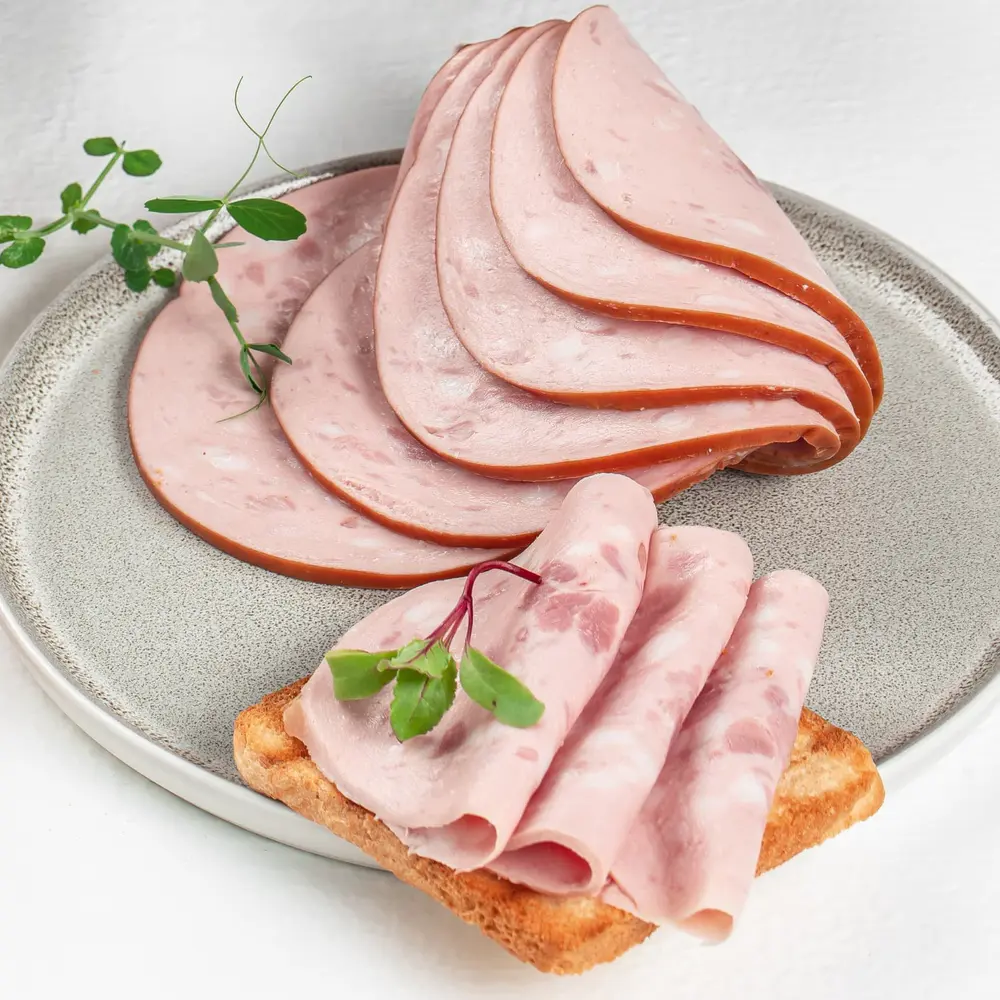 Pravá italská mortadella.jpg
