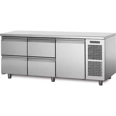 Coldline Chladící stůl TP17/3M s deskou zadního lemu