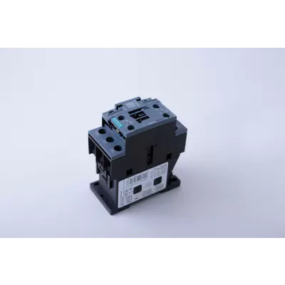 Stykac 3-polovy velikost S0
