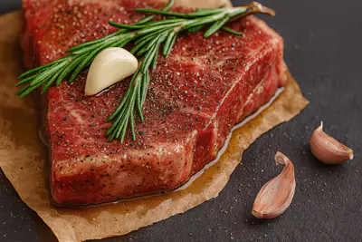 Hovězí ořech: Recept na steak a tipy k přípravě 