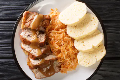 O vepřo knedlo zelo + recept, který voní tradicí