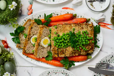 Velikonoční sekaná s kopřivou a vejcem