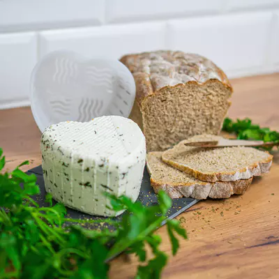 BROWIN Forma na sýr srdce(400g) (3)