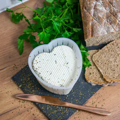 BROWIN Forma na sýr srdce(400g) (4)