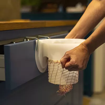 BROWIN Síťka na maso 18cm červeno-bílá 3m (220°C) (6)