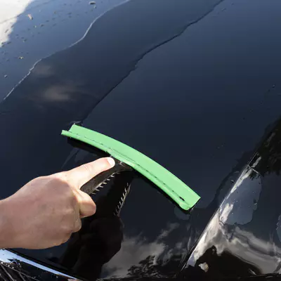 Vikan Stěrka na sklo a lak 350 mm (2)