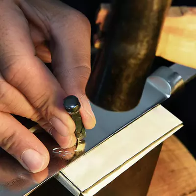 Yaxell Japan Nůž SUPER GOU 161 Chef dranžírovací nůž 200 mm (5)