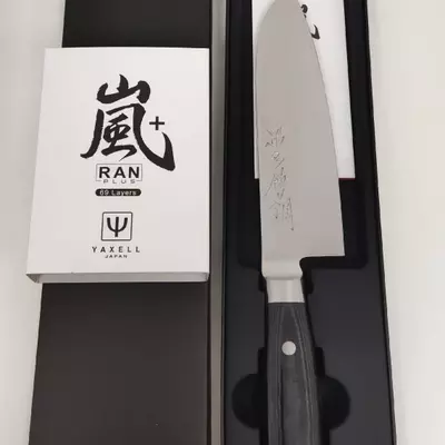 Yaxell Japan Nůž RAN PLUS Santoku 16,5cm (4)
