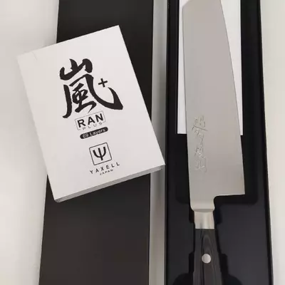 Yaxell Japan Nůž Gyuto RAN PLUS Chef dranžírovací 20cm (5)