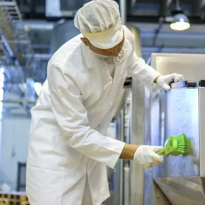 Vikan Kartáč ruční s prodlouženou rukojetí - žlutý (4)