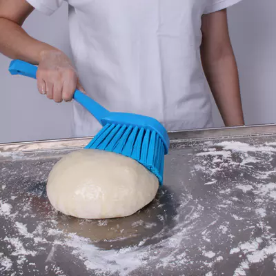 Vikan Kartáč ruční s prodlouženou rukojetí (5)