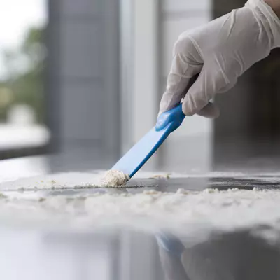 Vikan Špachtle 102 mm - bílá (2)