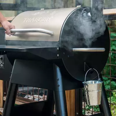 TRAEGER Odkapávací vložka do kbelíku peletového grilu 5 ks (4)