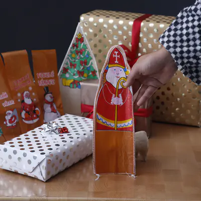 Mikuláš s berlou 110 x 330 mm, hmotnost po naplnění 0,6 kg (3)