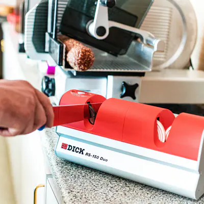 F. Dick Brus na nože DICK RS-150 DUO (2)