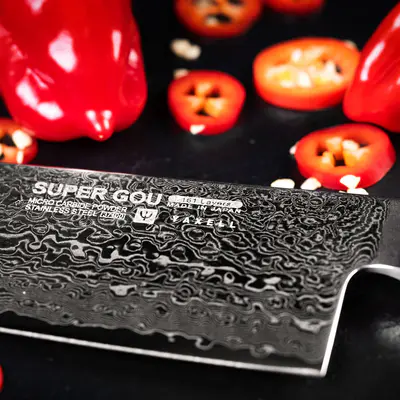 Yaxell Japan Nůž SUPER GOU Santoku 165mm (5)