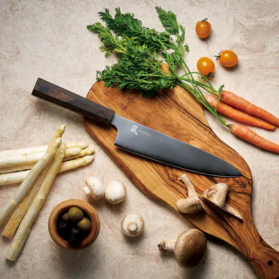 Yaxell Japan Nůž HANA Santoku 165 mm (6)