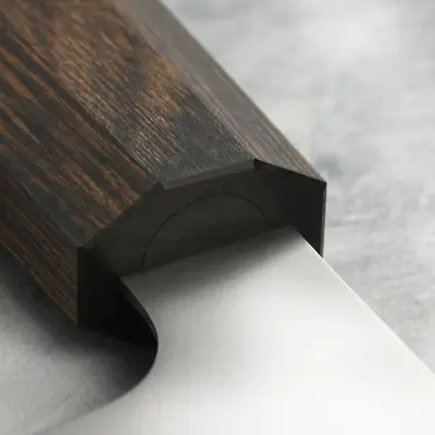 Yaxell Japan Nůž Gyuto HANA kuchařský 200 mm (2)
