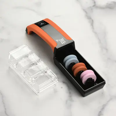 Yaxell Japan Ostřič nožů  YAXELL 3 (4)