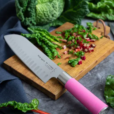 F. Dick Nůž Santoku se spec. výbrusem Pink Spirit 18 cm   8 1742 18K-79 (2)