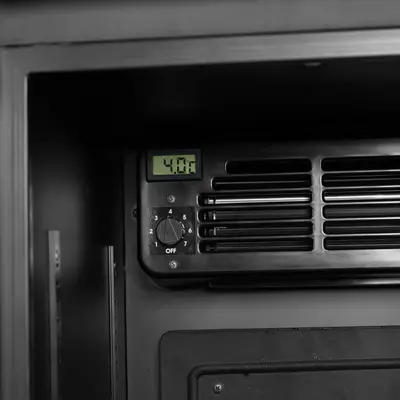 Tefcold Skříň chladicí prosklené dveře FSC175H BLACK / Budis (6)