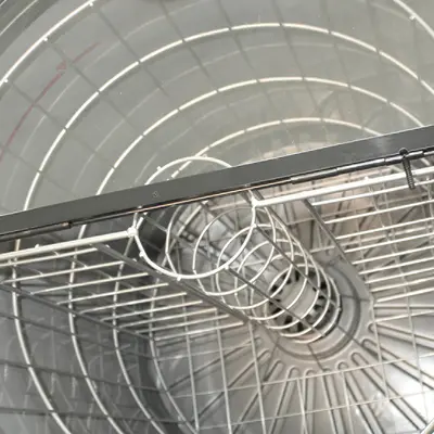 Tefcold Vana chladicí na plechovky CC77 (3)