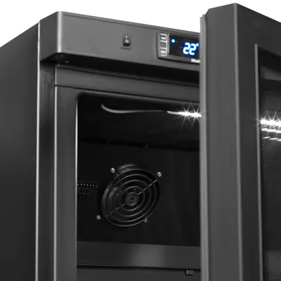 Tefcold Skříň chladicí  prosklené dveře UR600BG (3)