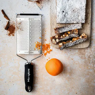Microplane Struhadlo Gourmet dvoustranné, jemné a hrubé (3)