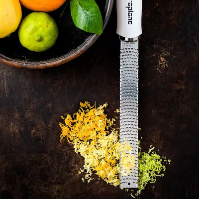 Microplane Struhadlo Zester jemné, bílá rukojeť (4)