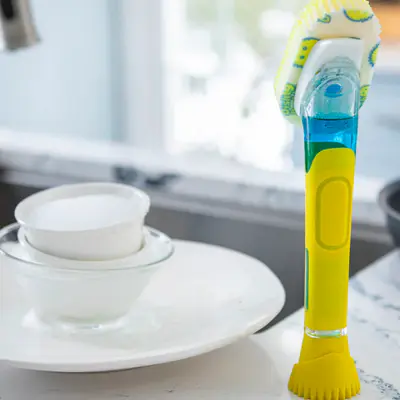 Scrub Daddy Houbička na mytí nádobí, s rukojetí a dávkovačem saponátu - Dish Daddy (3)