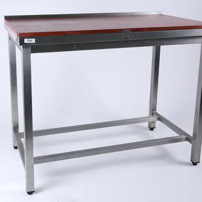 Stůl pracovní + police s deskou (2)