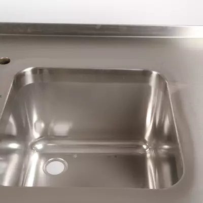 Stůl mycí s dřezem 1700x650x900 (40x40x30) + trnož (2)