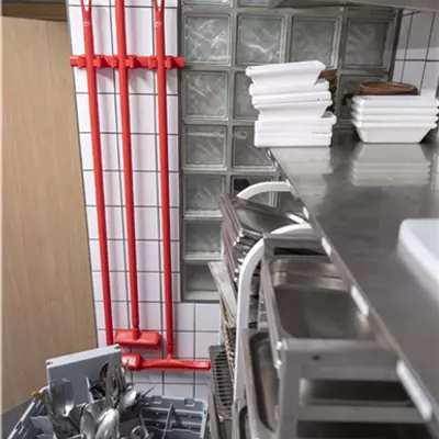 Vikan Držák nástěnný 420 mm - modrý (2)