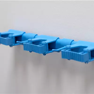 Vikan Držák nástěnný 420 mm - červený (2)