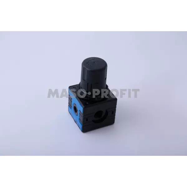 Regulator tlaku
