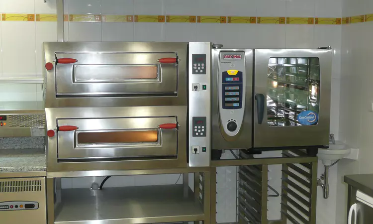 Pec PizzaGroup a konvektomat Rational SCC