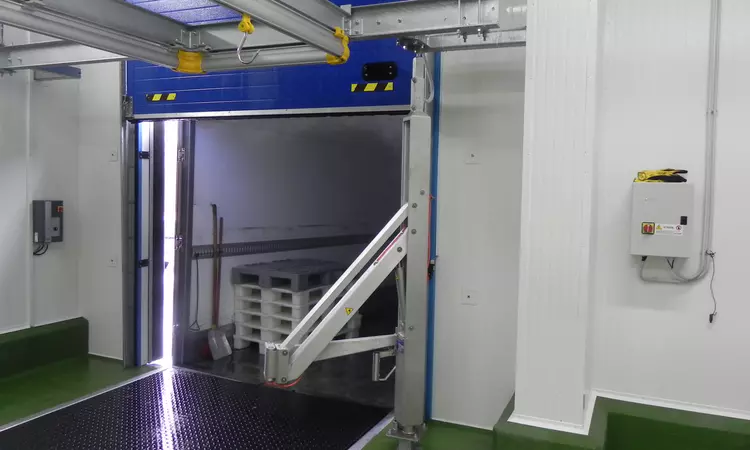 Hydraulická navěšovací ruka