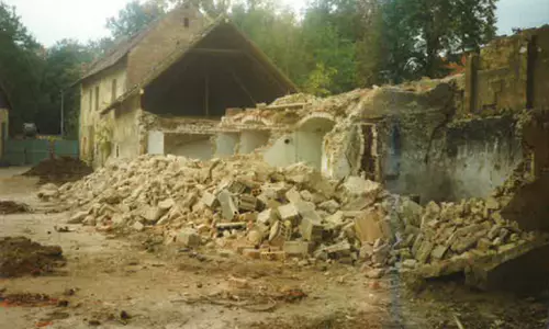1993 - Stavba pobočky Hrdlořezy - galerie 2.jpg